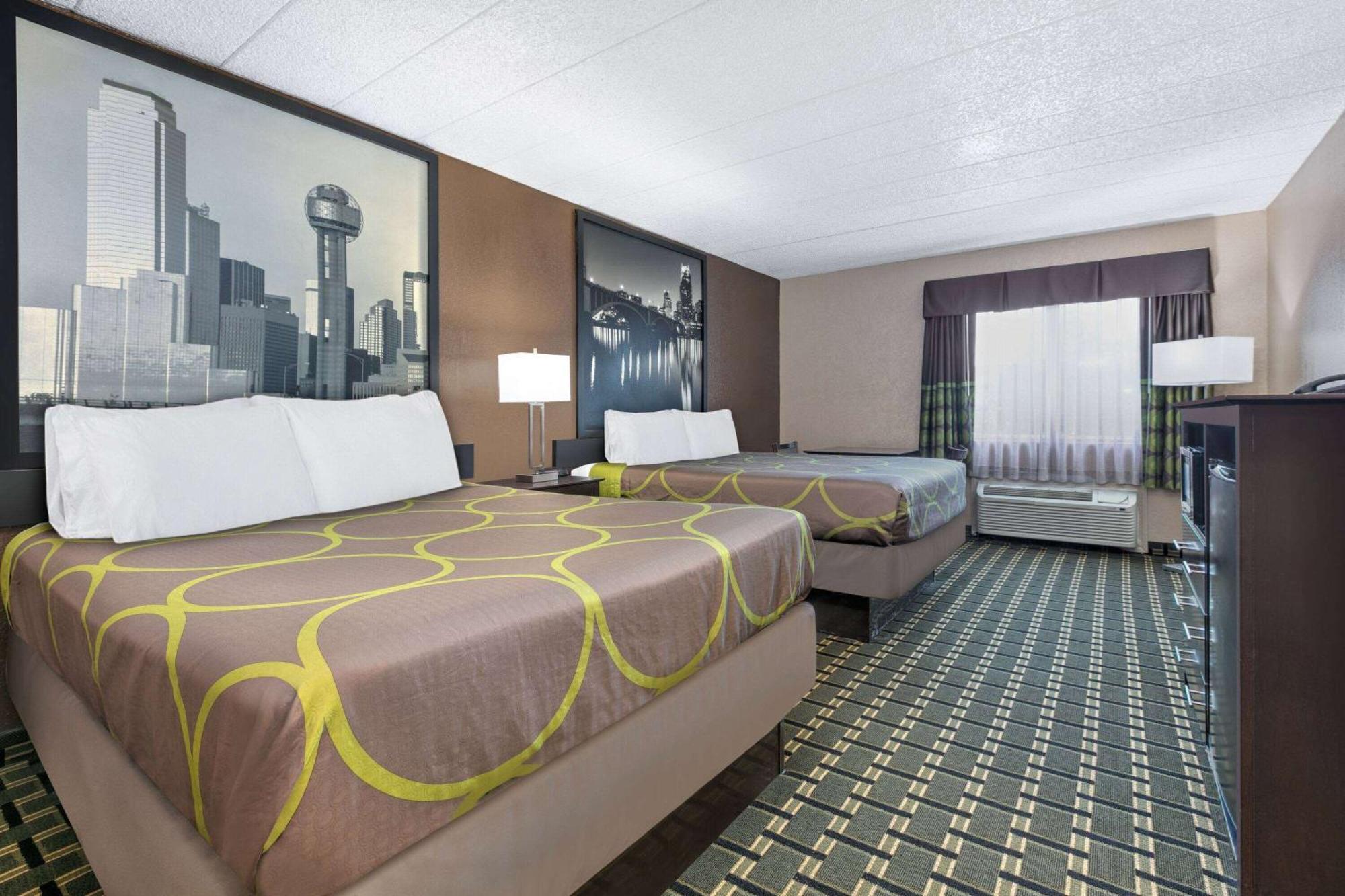 Super 8 By Wyndham North 2*